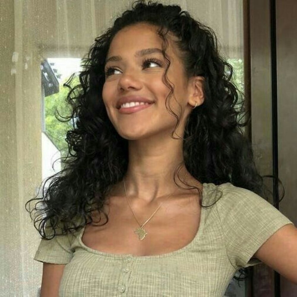 Meet your Posher, April P